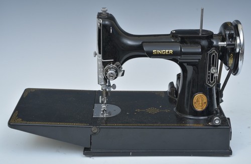 Vintage singer featherweight - singer,