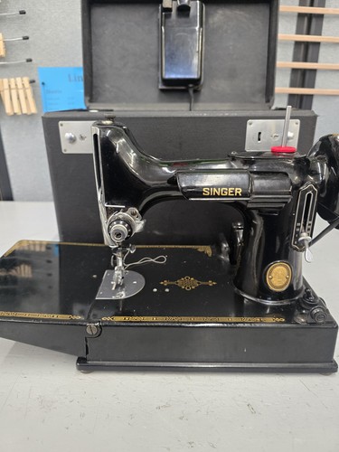 Singer featherweight 221 - singer,